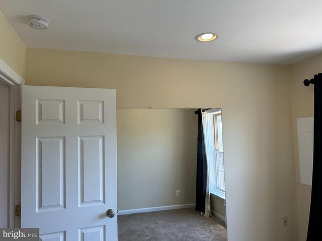 6391 HAWK VIEW LN, Alexandria, VA 22312