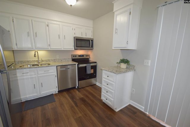 142 Pinewood Drive, Batesburg, SC 29006