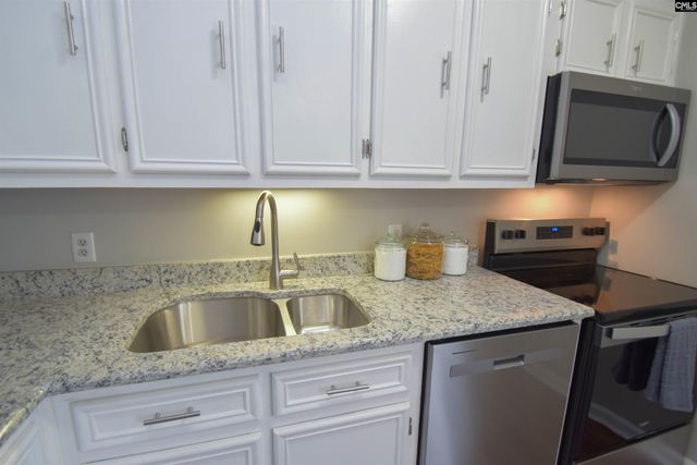 142 Pinewood Drive, Batesburg, SC 29006