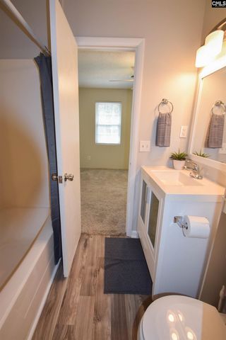 142 Pinewood Drive, Batesburg, SC 29006