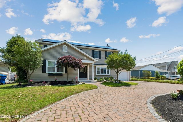 30 Osprey Drive, Toms River, NJ 08753