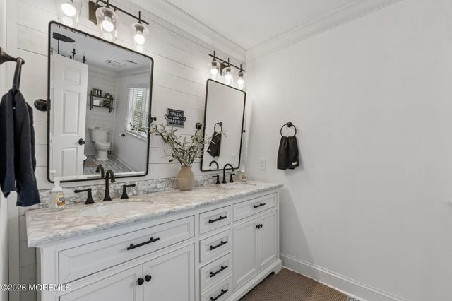 30 Osprey Drive, Toms River, NJ 08753
