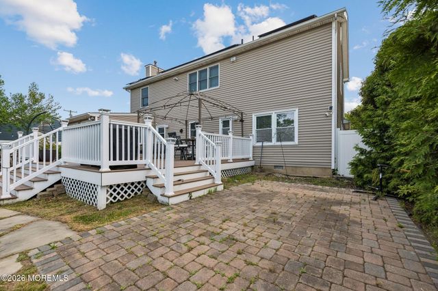 30 Osprey Drive, Toms River, NJ 08753