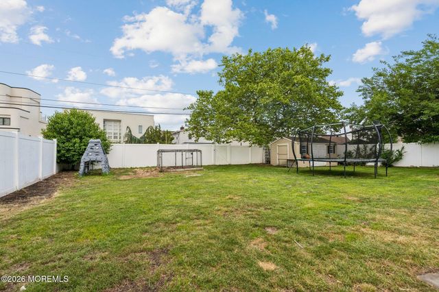 30 Osprey Drive, Toms River, NJ 08753