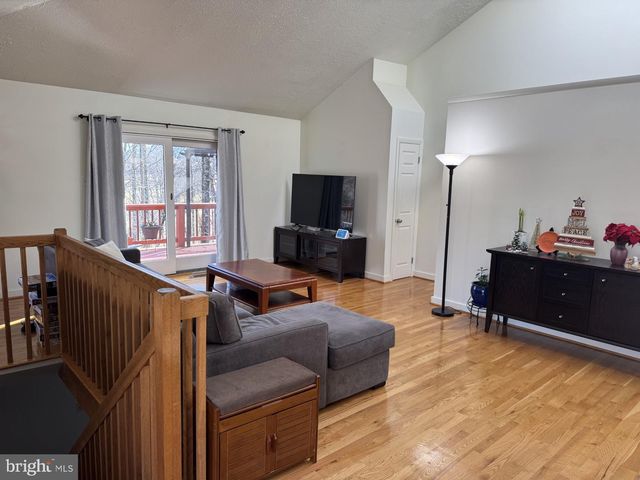 4520 FREE STATE RD, Marshall, VA 20115