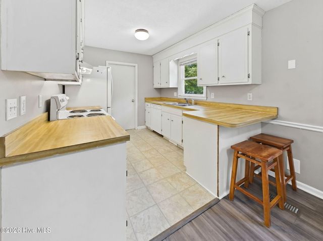 3612 Knotty Court, Wilmington, NC 28405