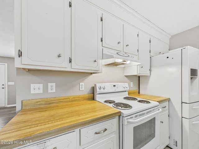 3612 Knotty Court, Wilmington, NC 28405