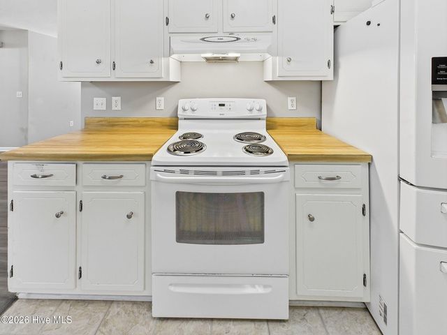 3612 Knotty Court, Wilmington, NC 28405