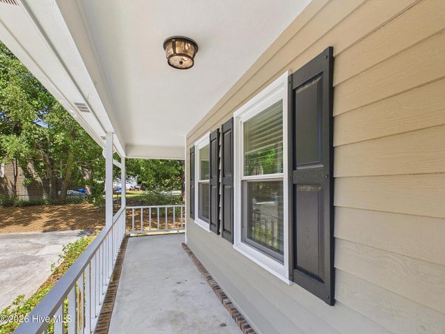 3612 Knotty Court, Wilmington, NC 28405