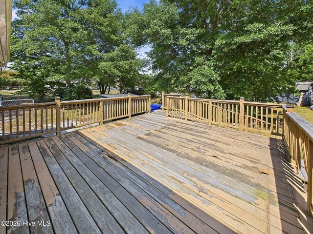 3612 Knotty Court, Wilmington, NC 28405