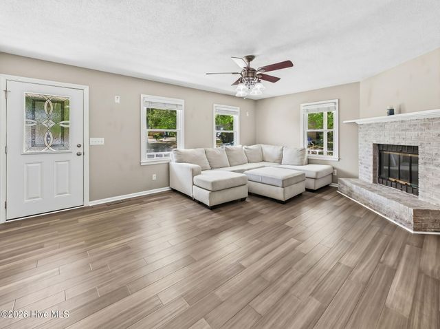 3612 Knotty Court, Wilmington, NC 28405