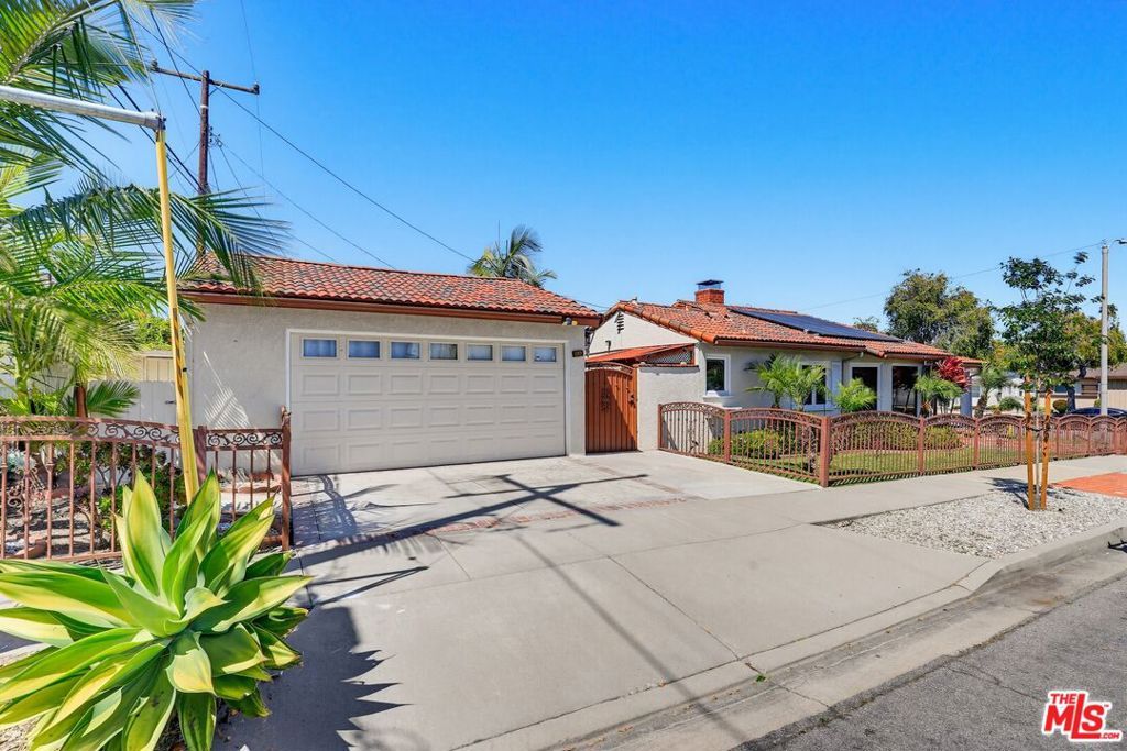 Image 35 of property listing at 3711 W 170th Street, Torrance, CA 90504