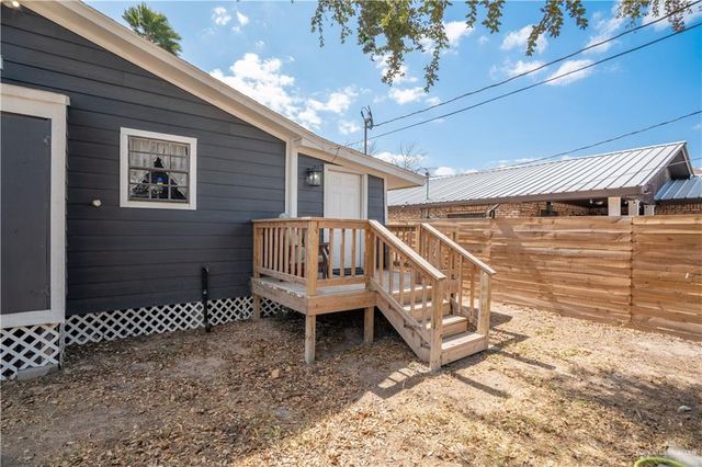 212 North Street, Mission, TX 78572