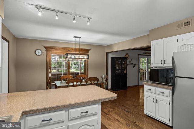 14 WETHERSFIELD DR, Medford, NJ 08055