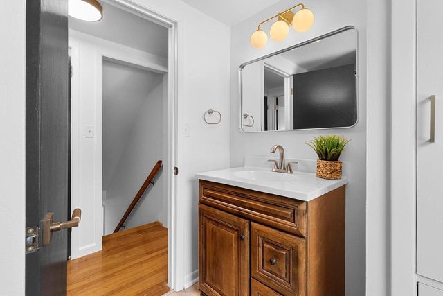 960 HIGGINS AVENUE, Neenah, WI 54956