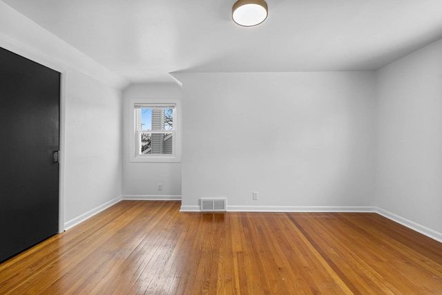 960 HIGGINS AVENUE, Neenah, WI 54956