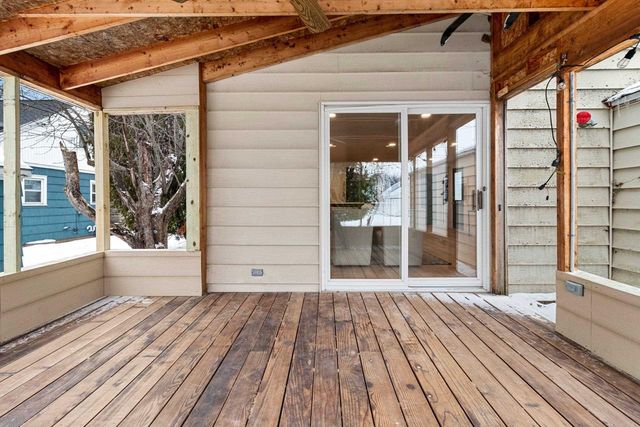 960 HIGGINS AVENUE, Neenah, WI 54956