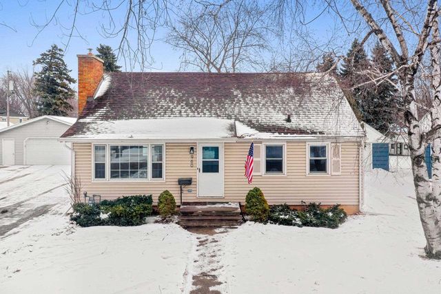 960 HIGGINS AVENUE, Neenah, WI 54956