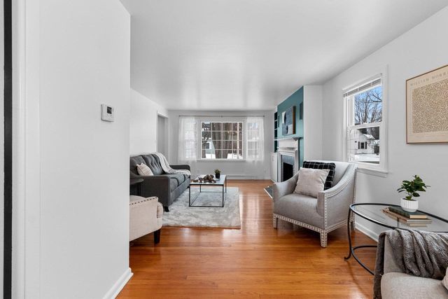 960 HIGGINS AVENUE, Neenah, WI 54956