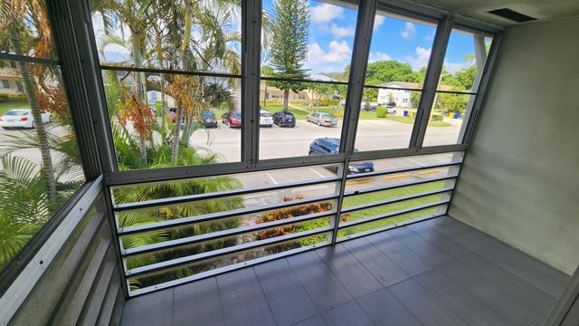 91 Coventry D, West Palm Beach, FL 33417