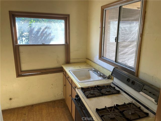 826 N Rowan Avenue, Los Angeles, CA 90063