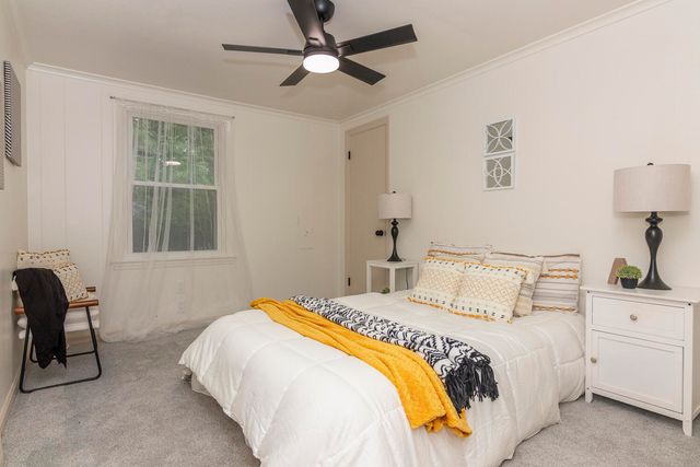 2306 Benton Avenue, Kalamazoo, MI 49008