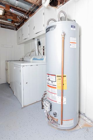 2306 Benton Avenue, Kalamazoo, MI 49008