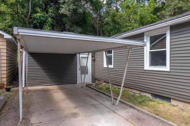 2306 Benton Avenue, Kalamazoo, MI 49008