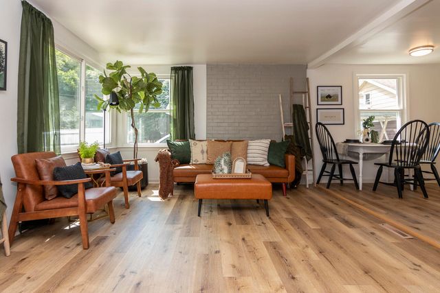 2306 Benton Avenue, Kalamazoo, MI 49008