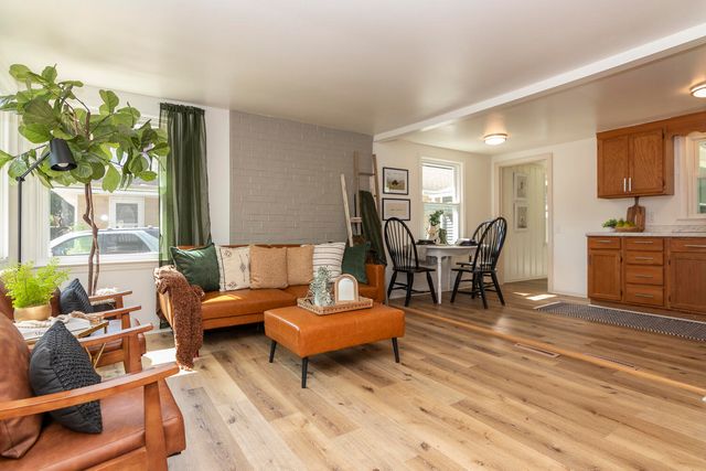 2306 Benton Avenue, Kalamazoo, MI 49008