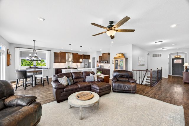 10055 Meadow Glen Drive, Independence, KY 41051