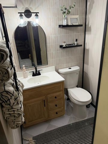 5008 66th Avenue N, Brooklyn Center, MN 55429