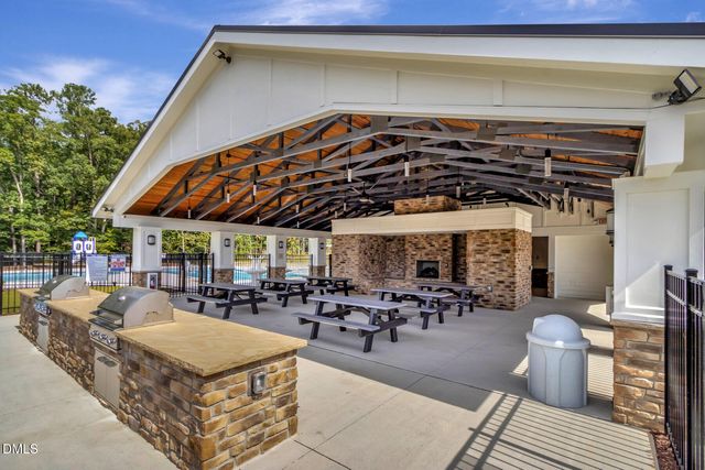 3135 Cathedral Comb Drive 263, Apex, NC 27502