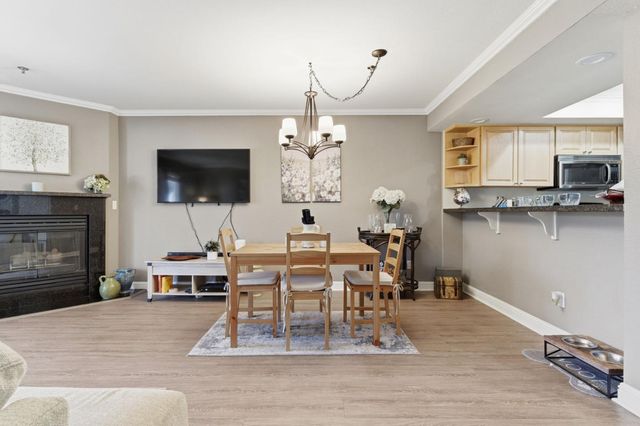 2530 Oak Road 200, Walnut Creek, CA 94597