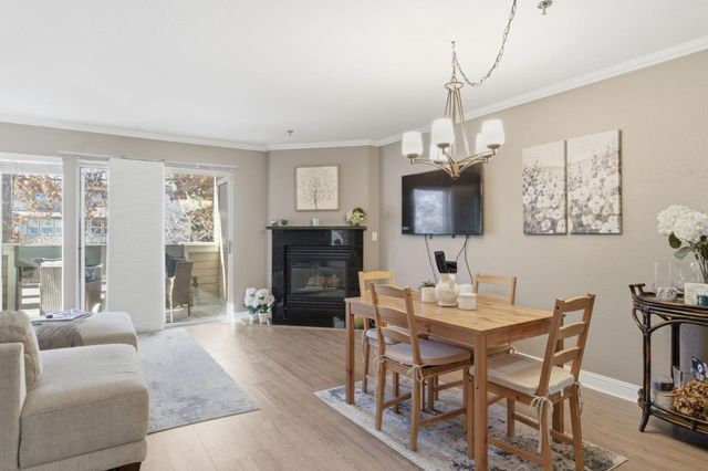 2530 Oak Road 200, Walnut Creek, CA 94597