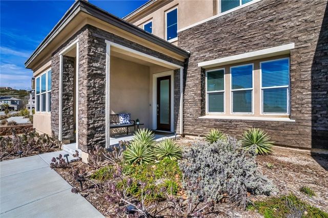28695 Windbreak Terrace, Saugus, CA 91350