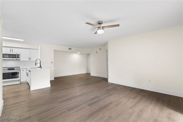 8950 Colonnades CT E 815, Bonita Springs, FL 34135