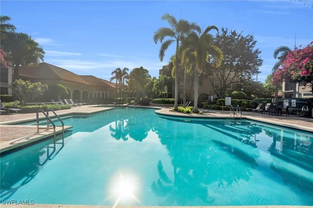 8950 Colonnades CT E 815, Bonita Springs, FL 34135