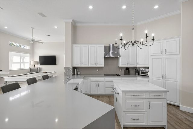 15554 SW 16th Street, Weston, FL 33326