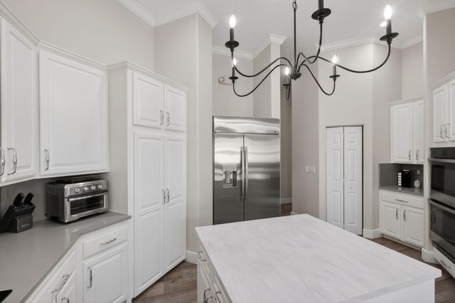 15554 SW 16th Street, Weston, FL 33326