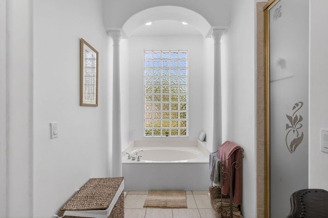 15554 SW 16th Street, Weston, FL 33326