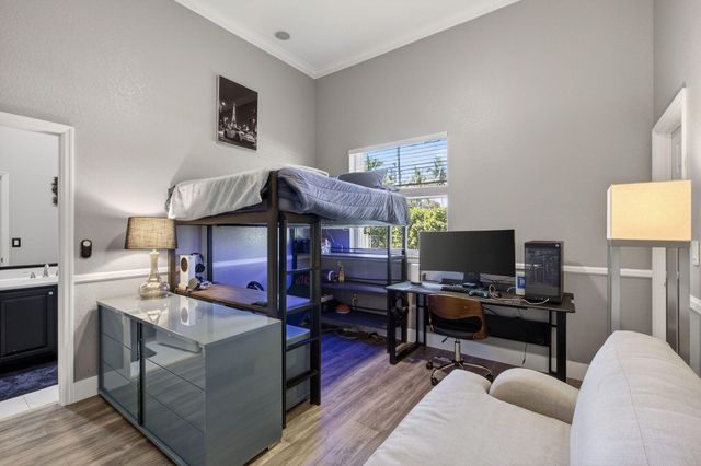 15554 SW 16th Street, Weston, FL 33326