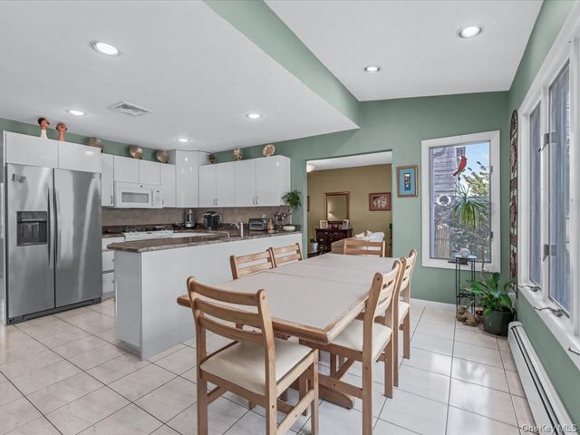 29 Sunhill Road, Nesconset, NY 11767