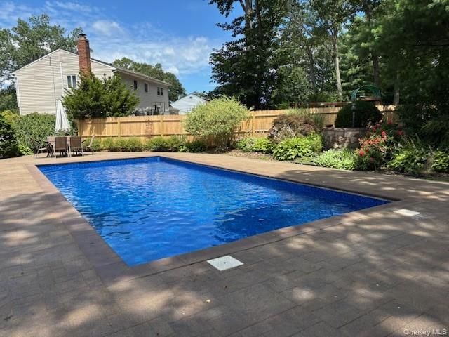 29 Sunhill Road, Nesconset, NY 11767