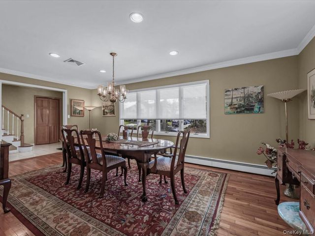 29 Sunhill Road, Nesconset, NY 11767