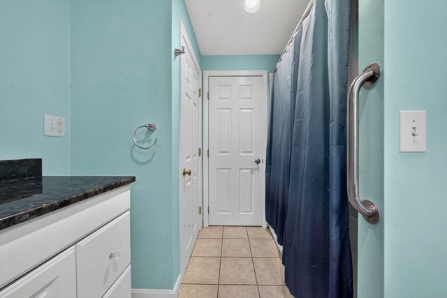 62 Anthony St, Seekonk, MA 02771
