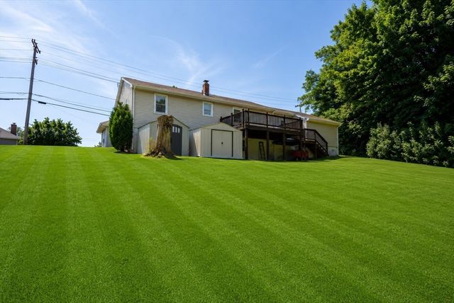 62 Anthony St, Seekonk, MA 02771