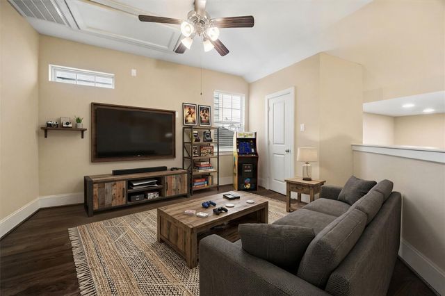 767 Waverly Street, Houston, TX 77007