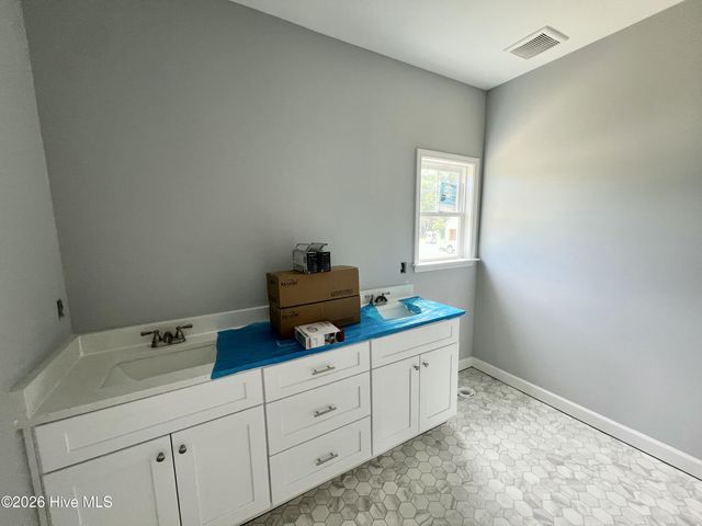 315 Creeks Edge Drive, Pikeville, NC 27863