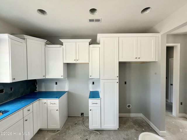 315 Creeks Edge Drive, Pikeville, NC 27863